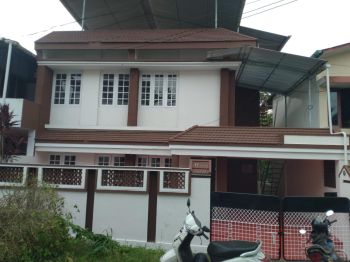 2000 Sq-ft House / Villa for Sale at Aluva Budget - 7200000 Sq-ft