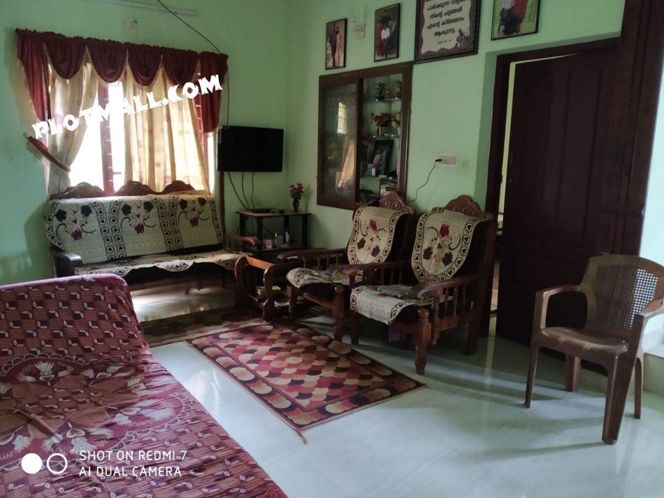 House / Villa For Sale