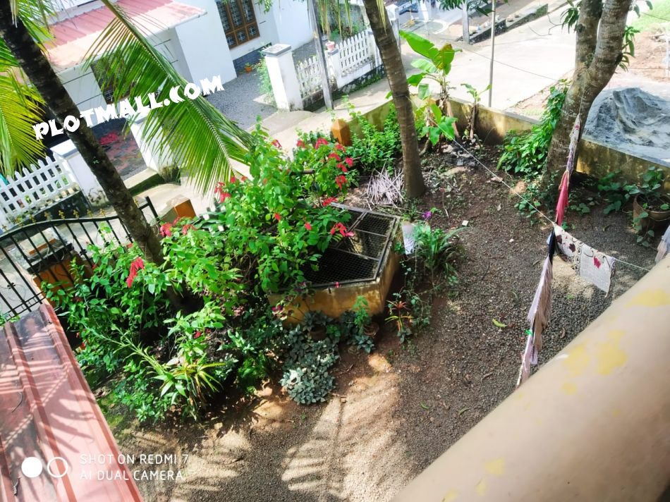 House / Villa For Sale