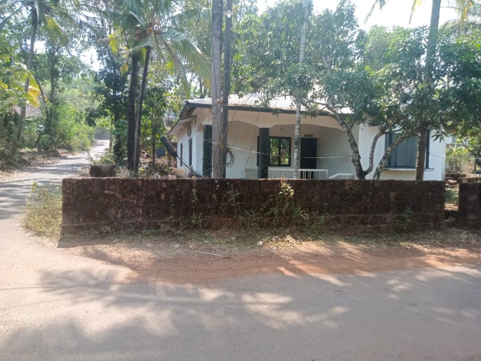 House / Villa For Sale